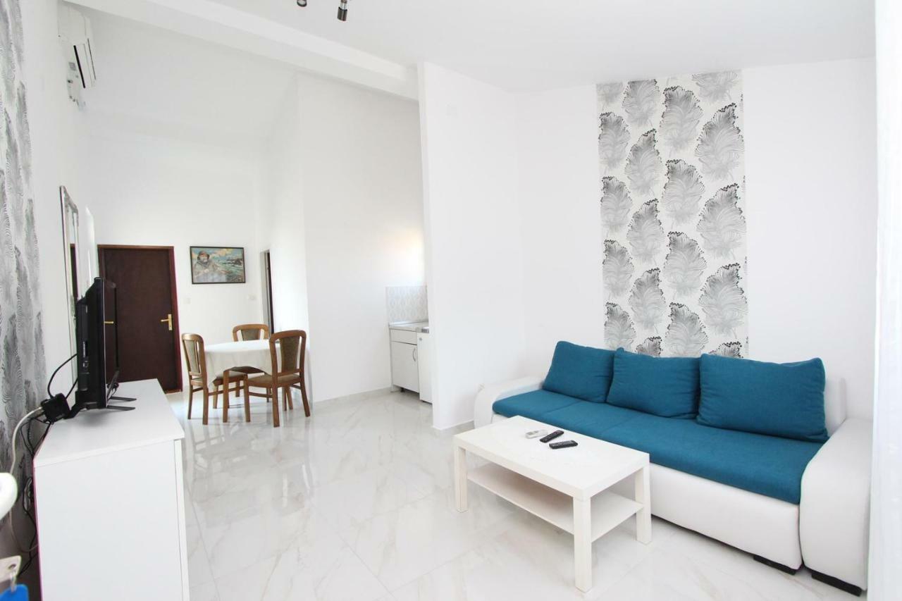 Sena Appartement *