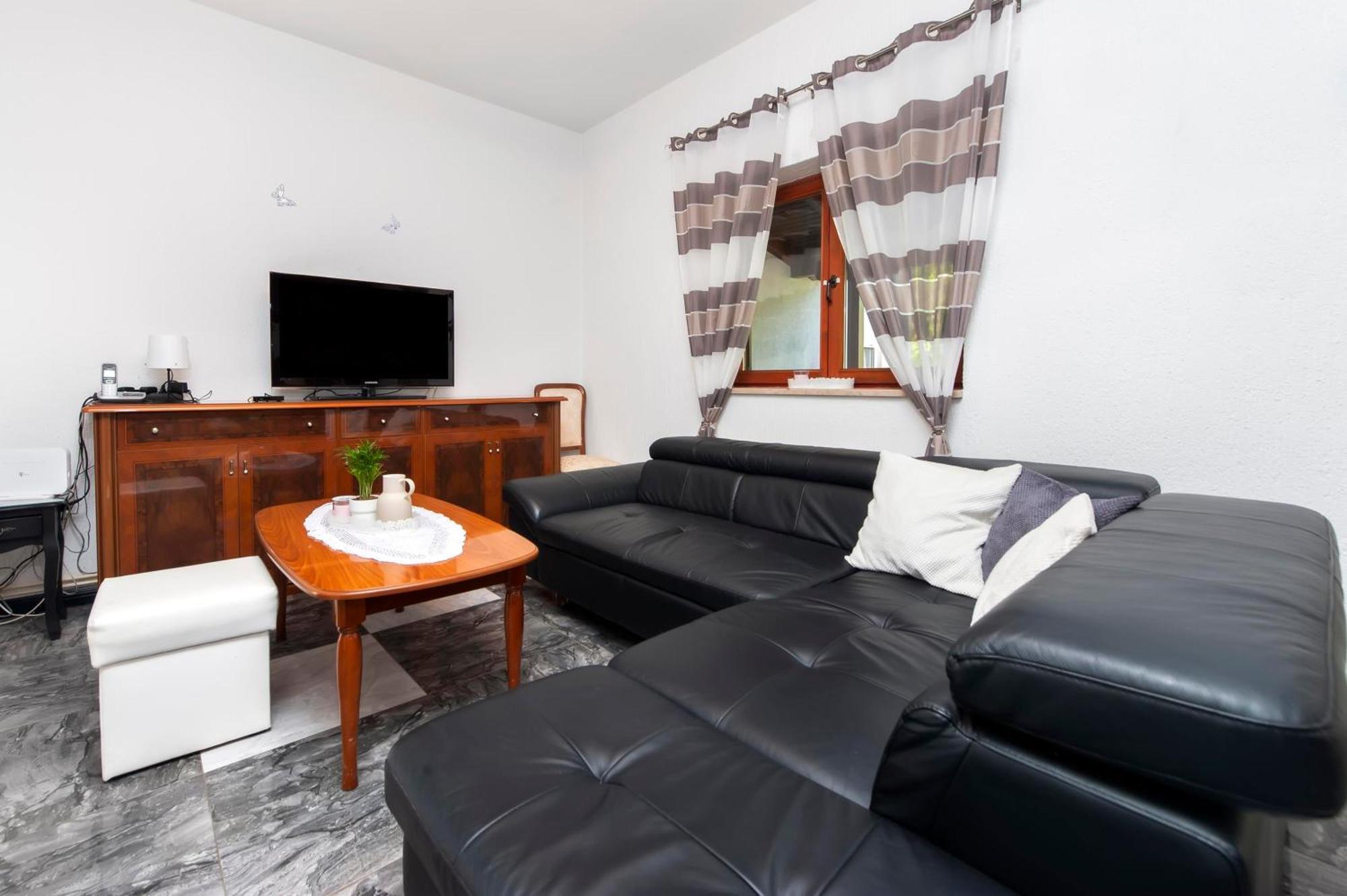 Apartma Sena *